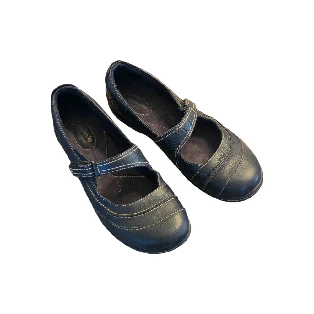 Clarks Women's Ashland Elayne Mary Jane Leather Black Tumbled 10M